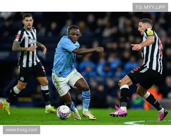 [天下足球]B-席将功补过 曼城晋级足总杯决赛.